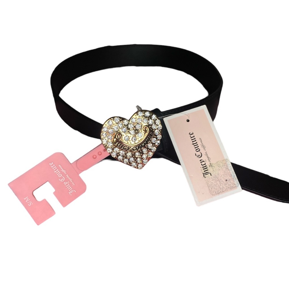 Juicy couture 🎀 belt with blinged out heart buckle